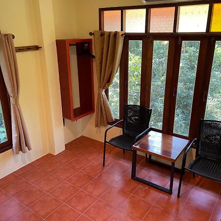 Art'S Riverview Lodge Khao Sok National Park Exterior photo