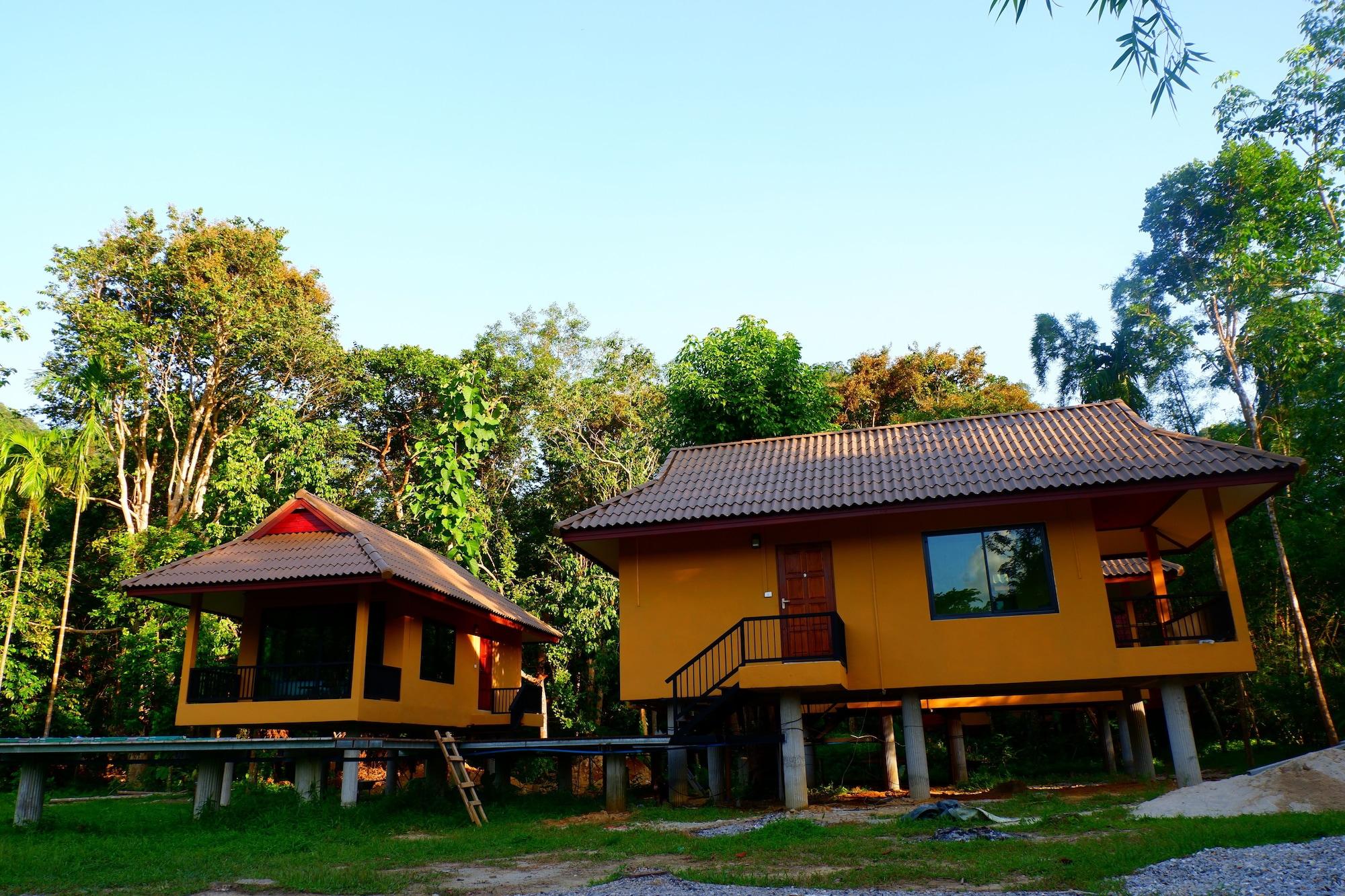 Art'S Riverview Lodge Khao Sok National Park Exterior photo