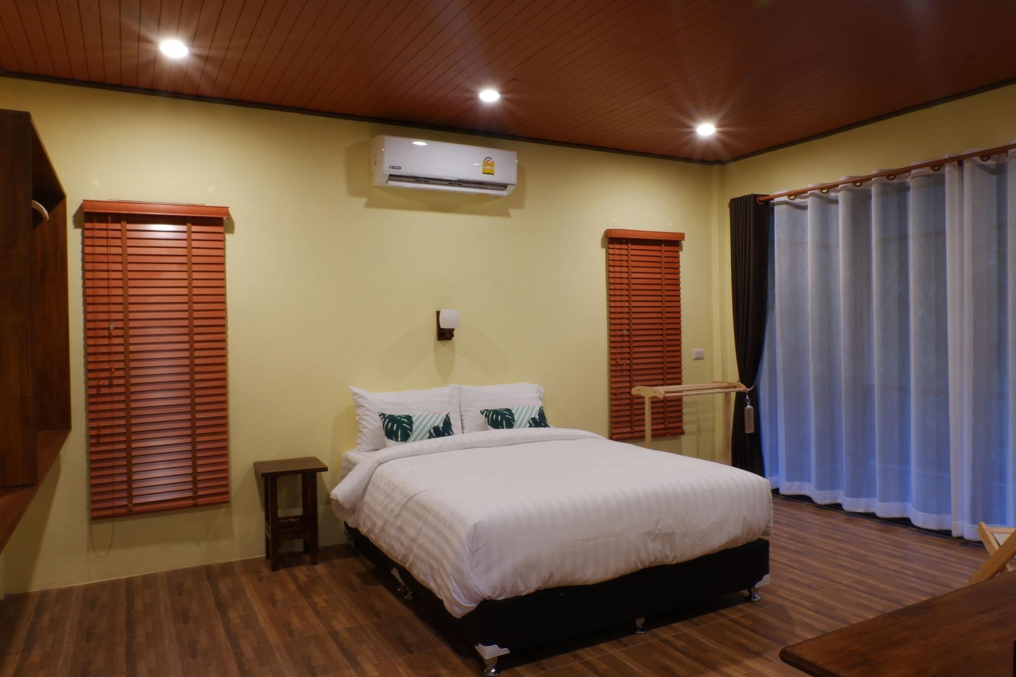 Art'S Riverview Lodge Khao Sok National Park Exterior photo