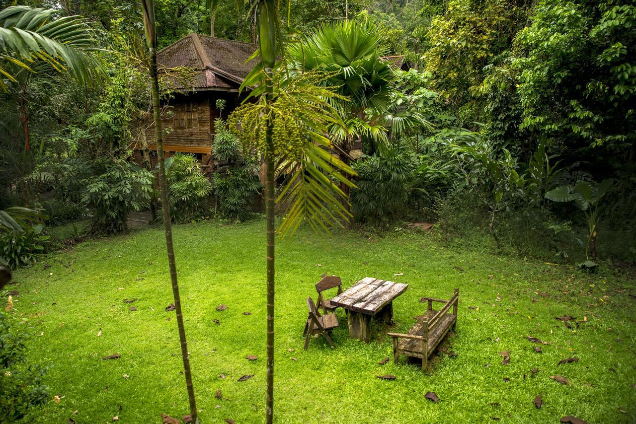 Art'S Riverview Lodge Khao Sok National Park Exterior photo