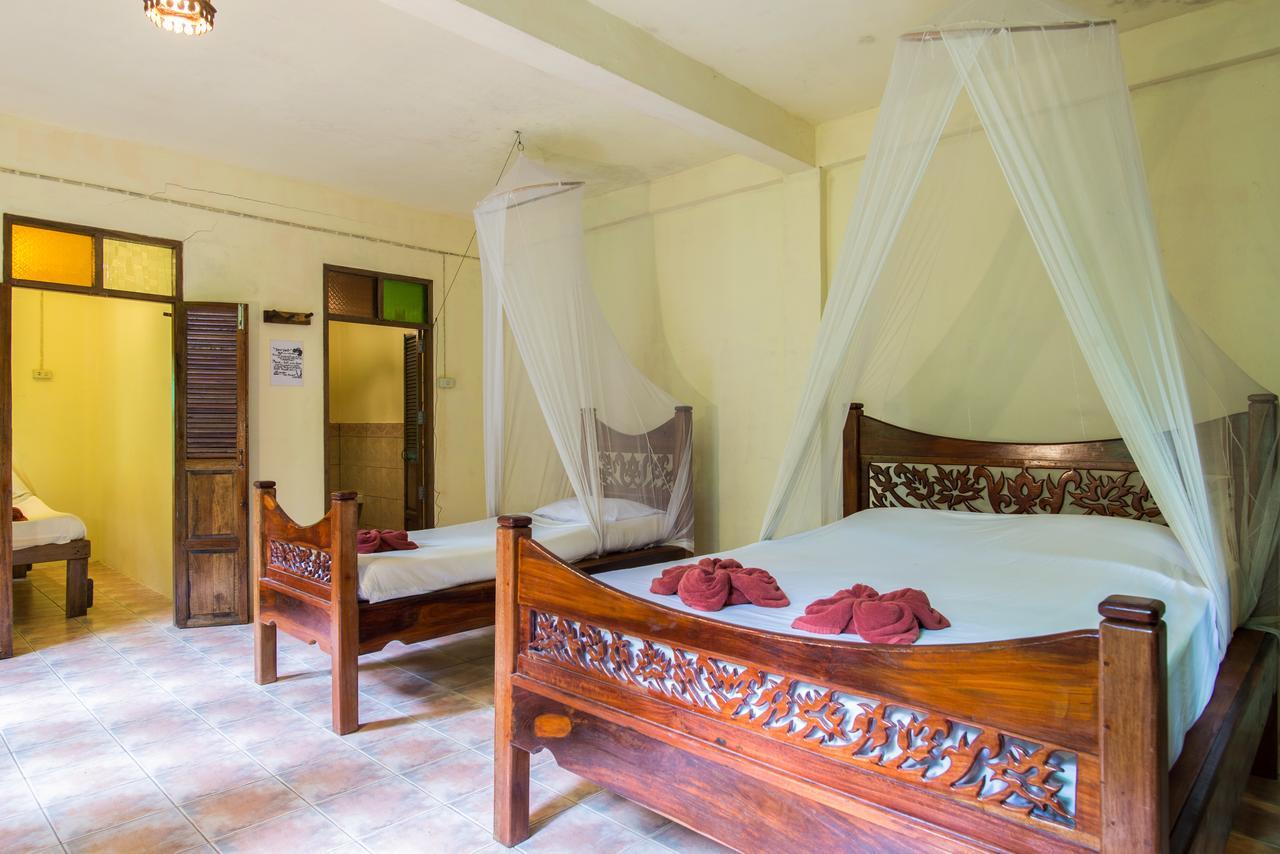 Art'S Riverview Lodge Khao Sok National Park Exterior photo